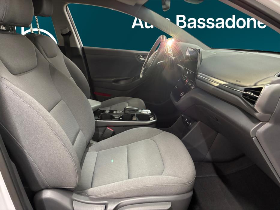 HYUNDAI IONIQ electric 2021