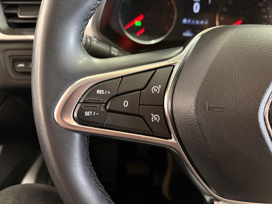 RENAULT Captur 2021