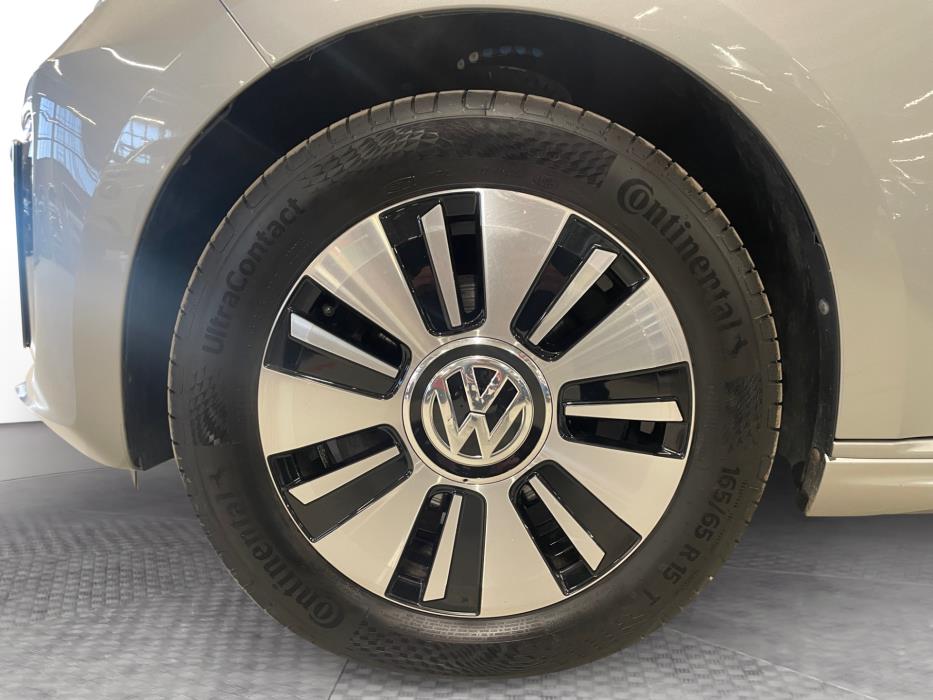 VOLKSWAGEN up! 2017