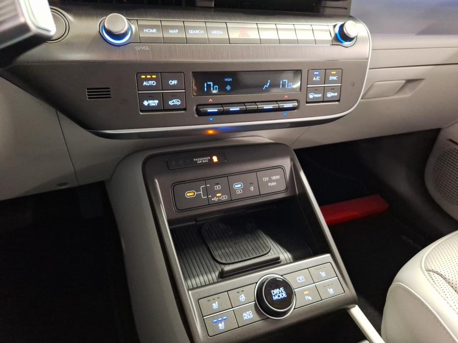 Hyundai KONA Electric 2025