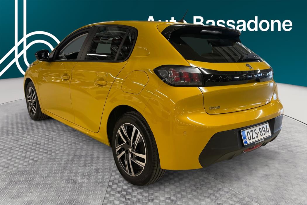 PEUGEOT 208 2022