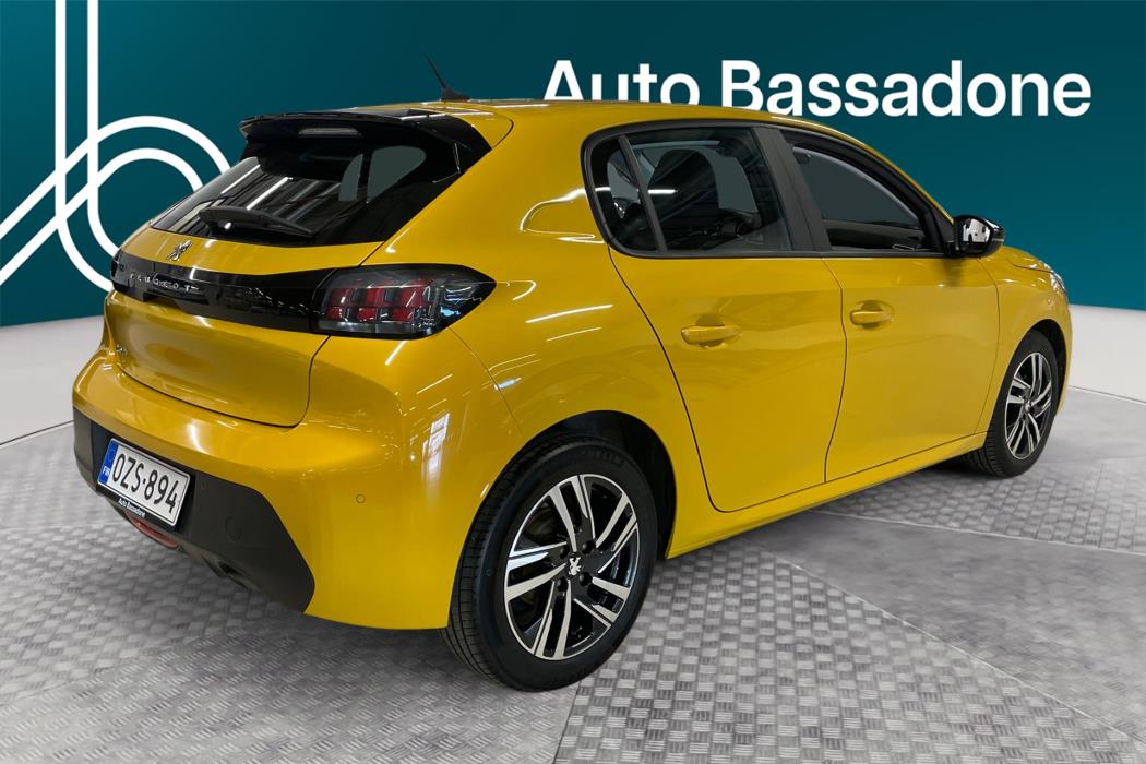 PEUGEOT 208 2022