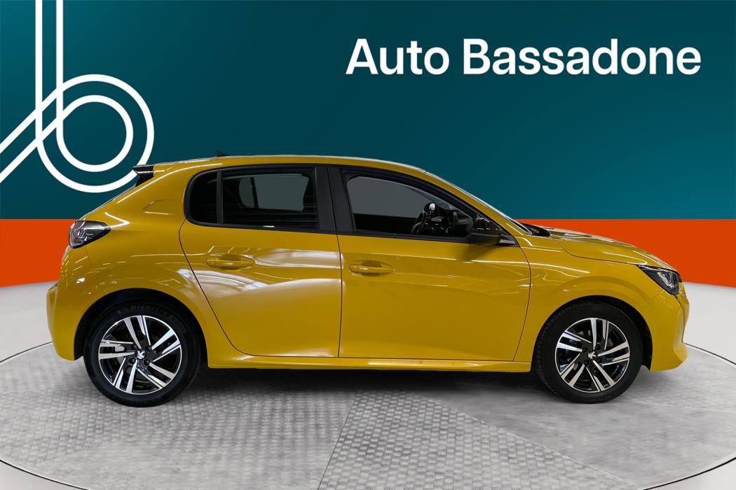 PEUGEOT 208 2022