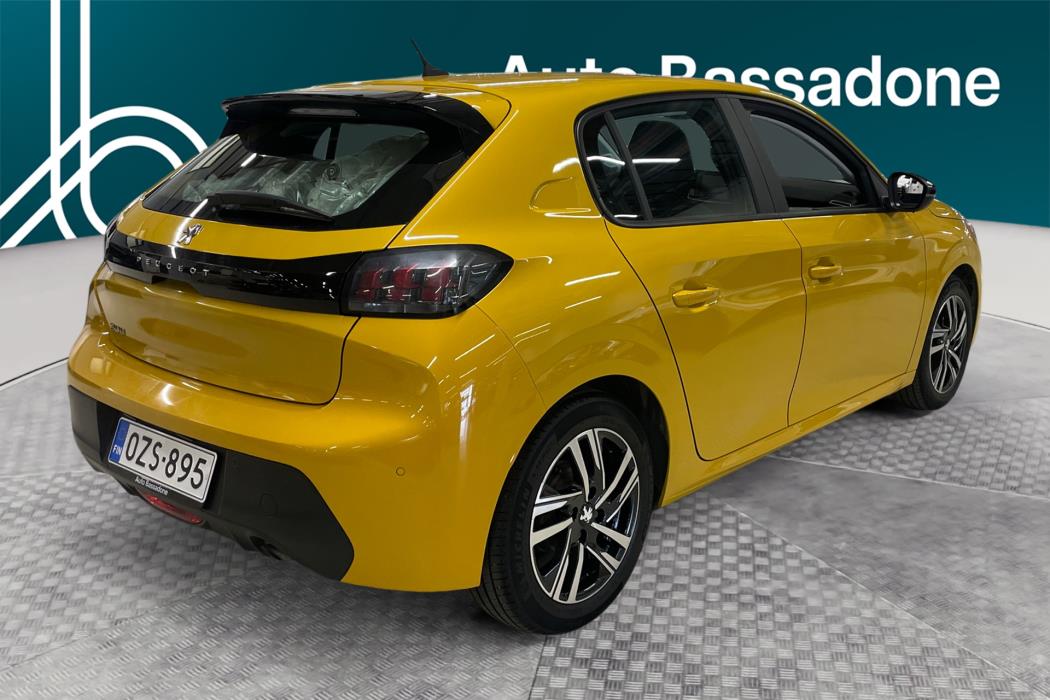 PEUGEOT 208 2022