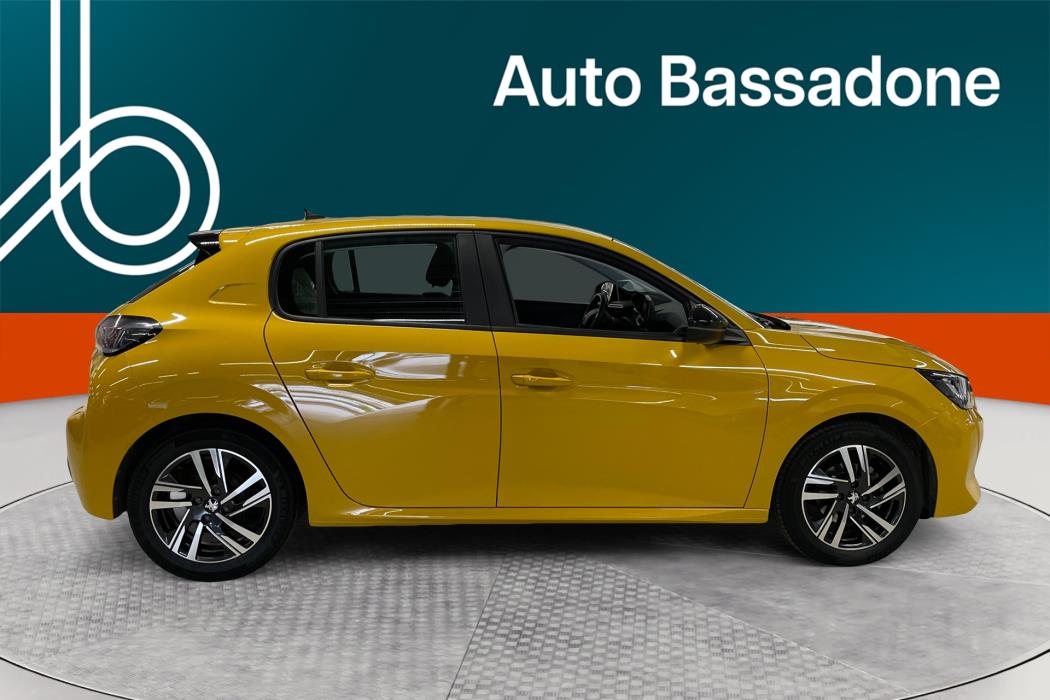 PEUGEOT 208 2022