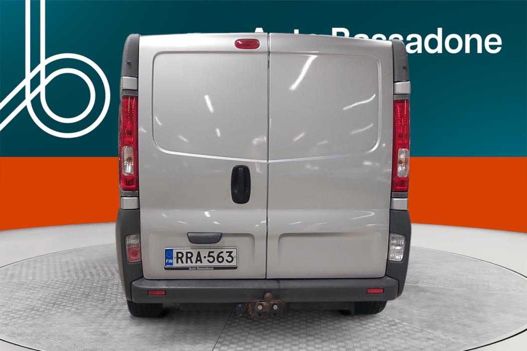 RENAULT Trafic 2013