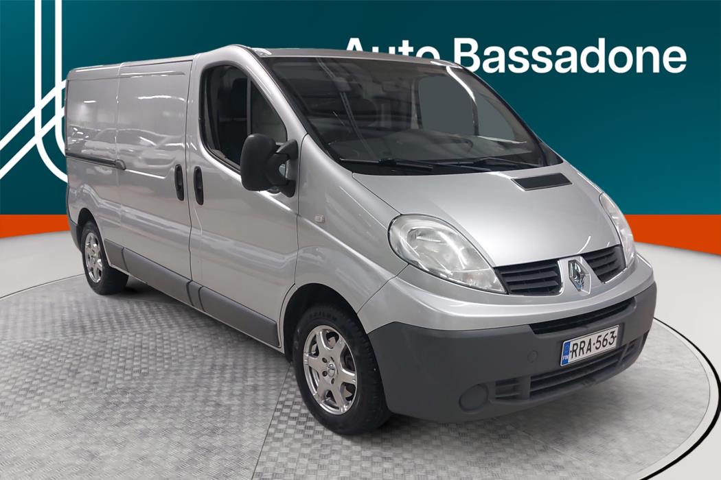 RENAULT Trafic 2013
