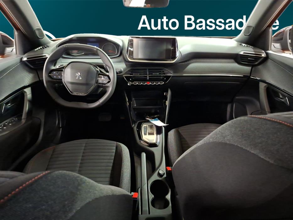 PEUGEOT 2008 2023