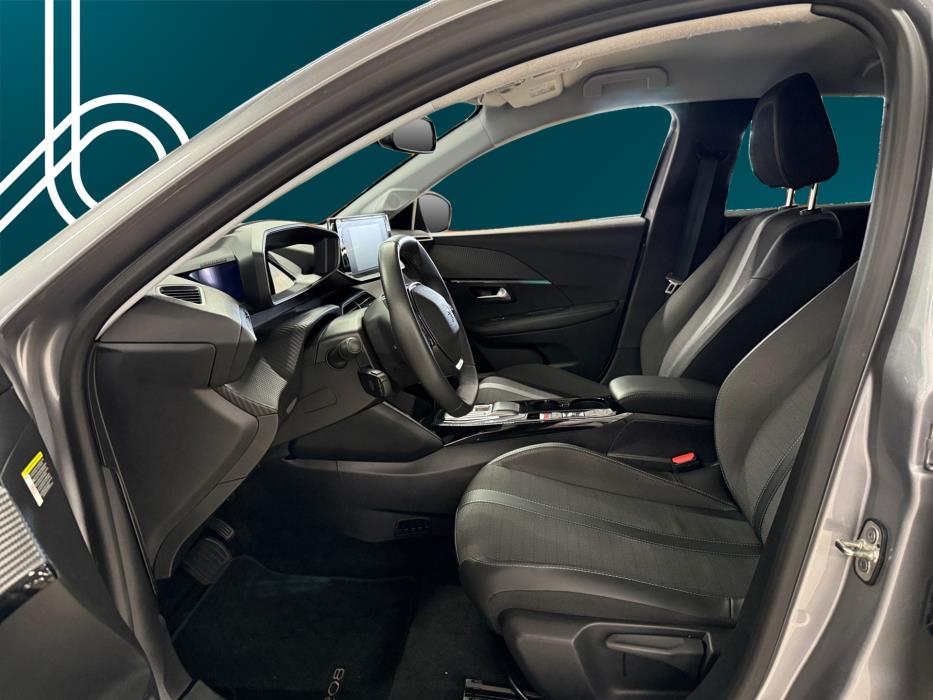 PEUGEOT e-208 2023