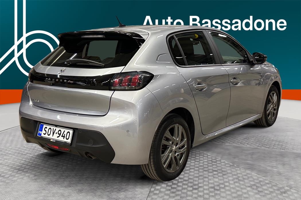 PEUGEOT 208 2022