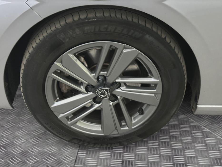 PEUGEOT 308 2023