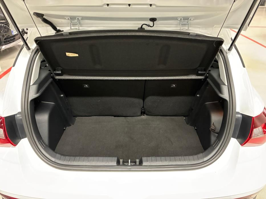 HYUNDAI i20 Hatchback 2024