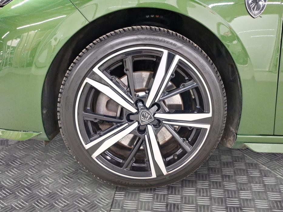 PEUGEOT 308 2021