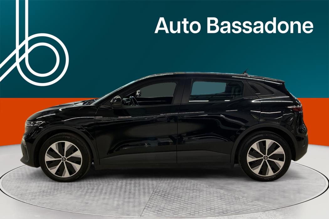 RENAULT Megane 2023
