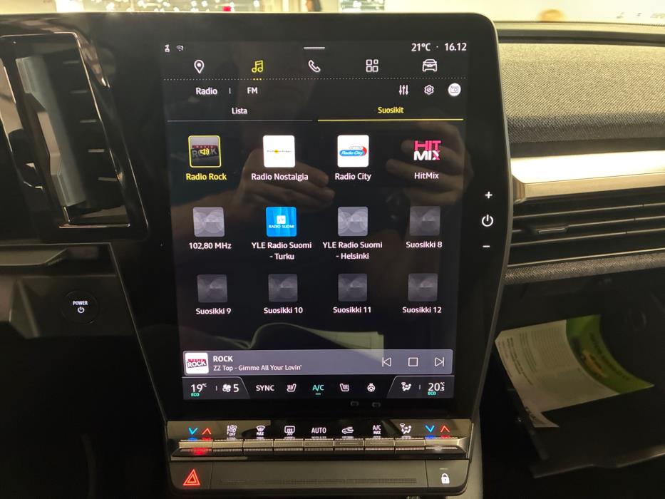 RENAULT Megane 2023