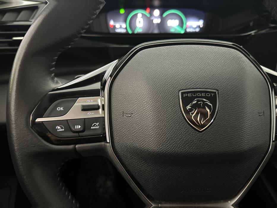 PEUGEOT 308 2023