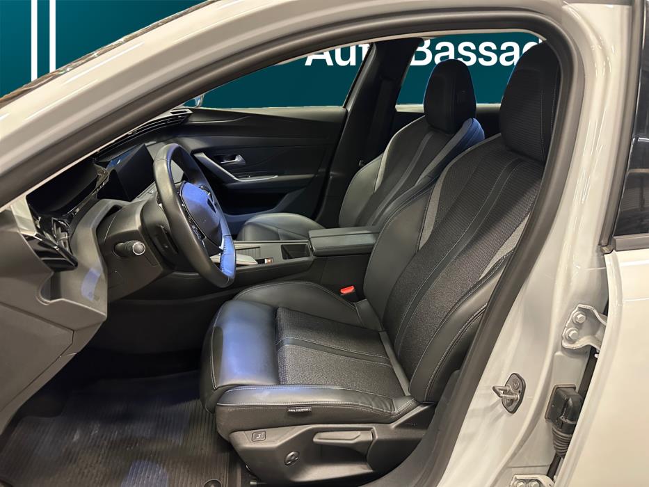 PEUGEOT 308 2023