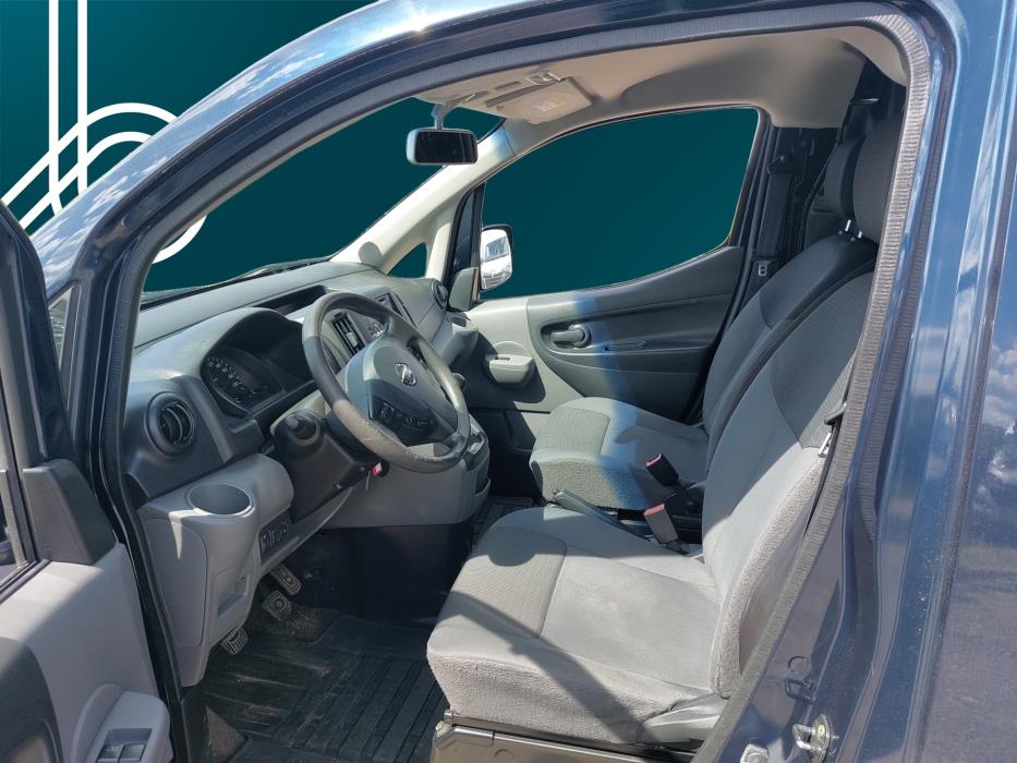 NISSAN NV200 2015