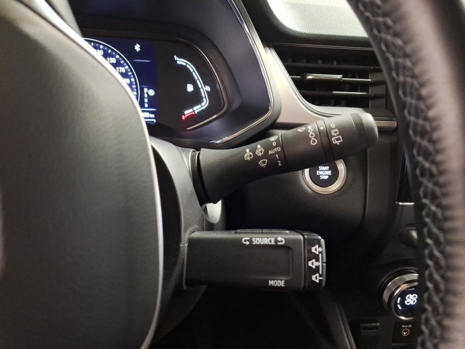 RENAULT Captur 2022