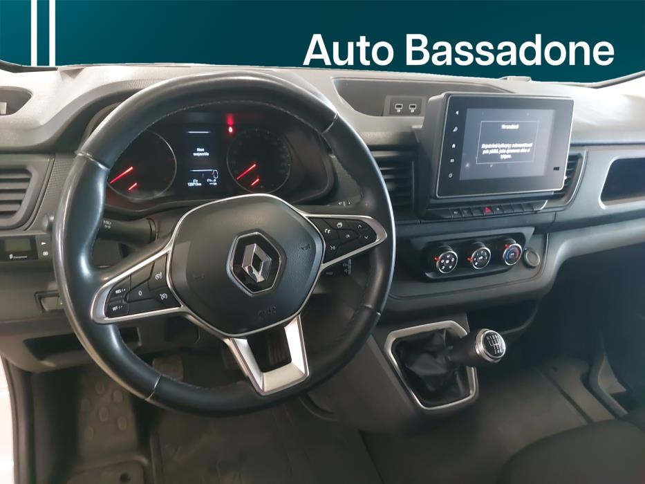 RENAULT Trafic 2022