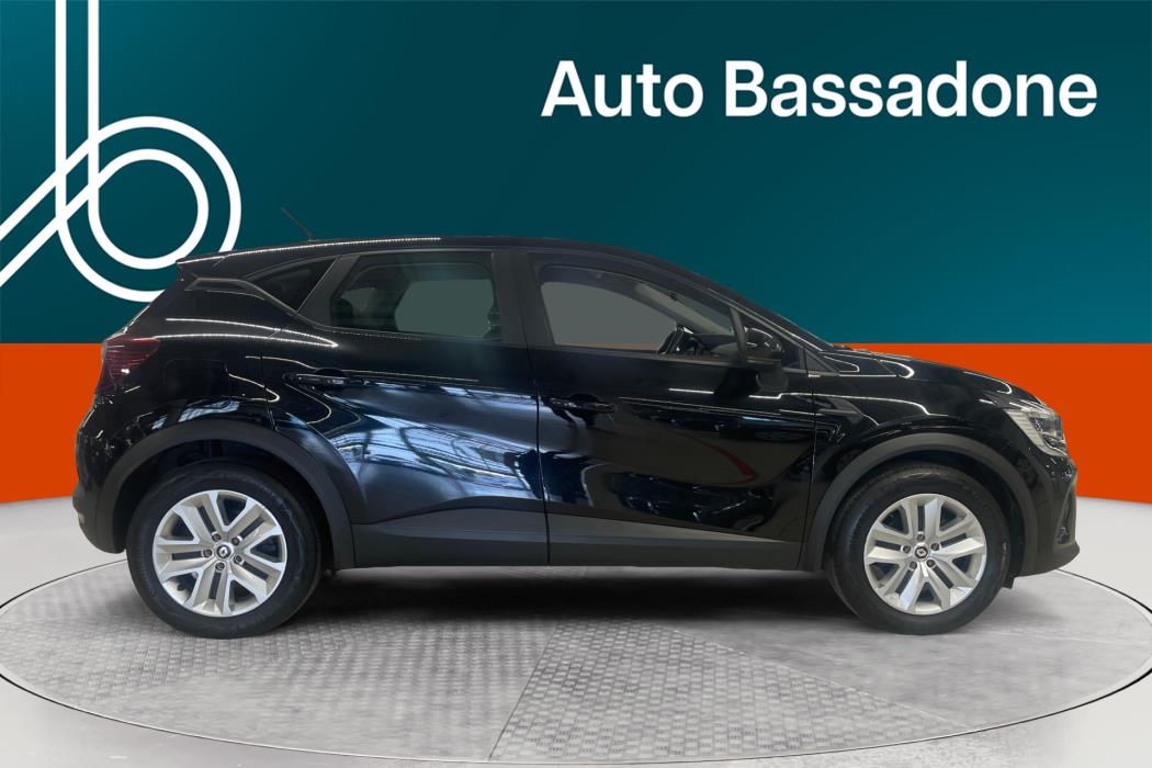 RENAULT Captur 2022