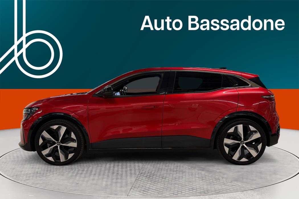 RENAULT Megane 2023