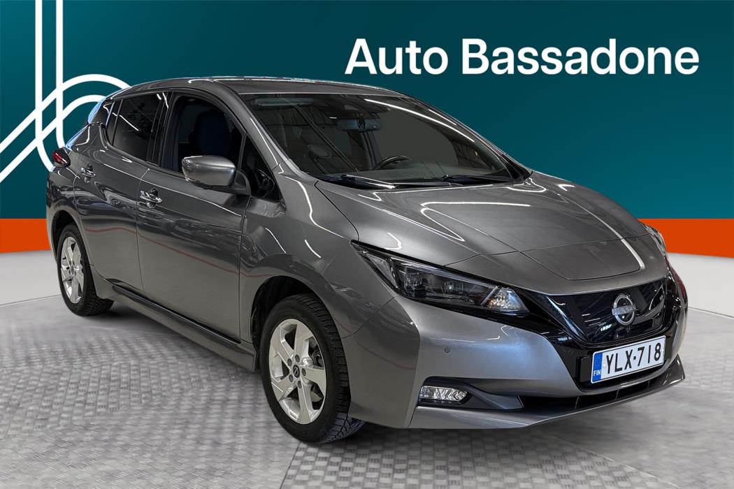 NISSAN LEAF 2023