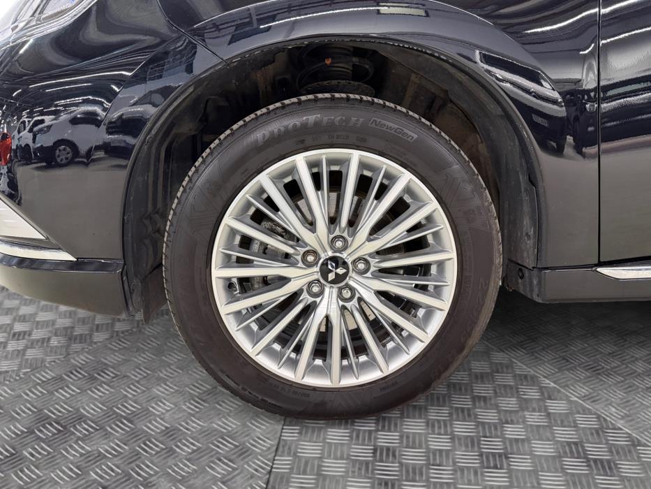 MITSUBISHI Outlander PHEV 2021