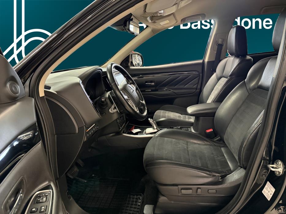 MITSUBISHI Outlander PHEV 2021
