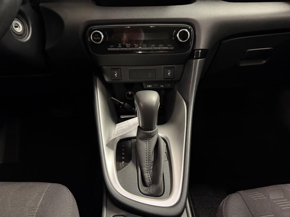 MAZDA Mazda2 Hybrid 2024