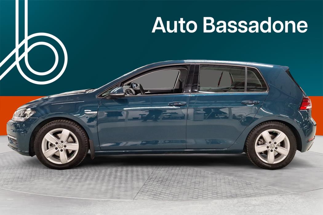 VOLKSWAGEN Golf 2018