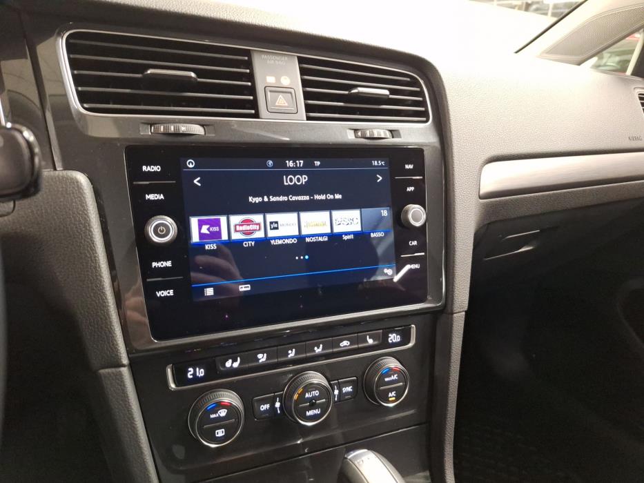 VOLKSWAGEN Golf 2018