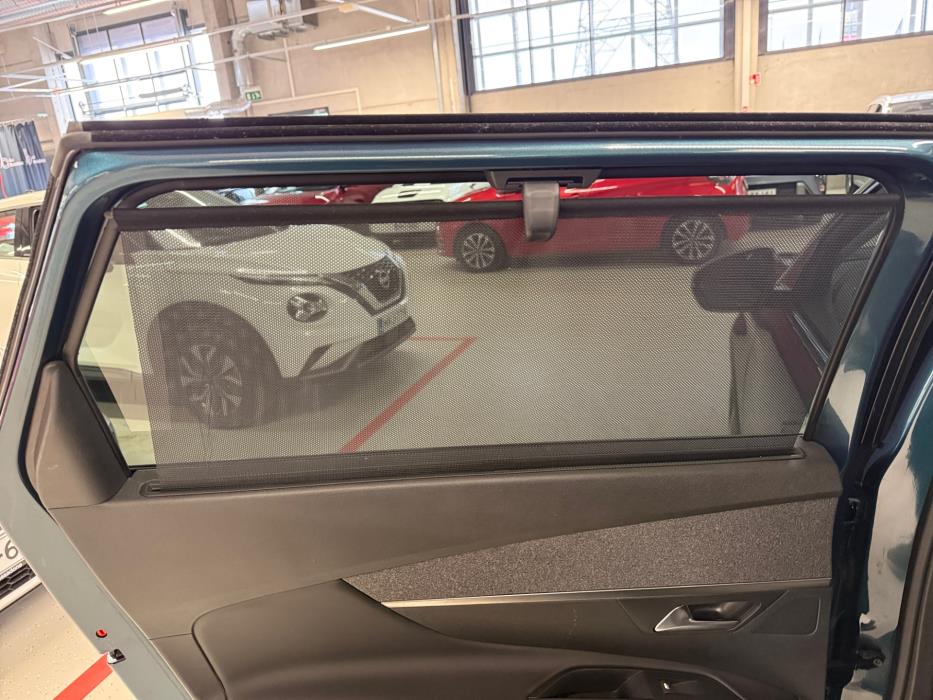 PEUGEOT 5008 2019