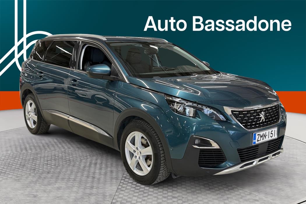 PEUGEOT 5008 2019