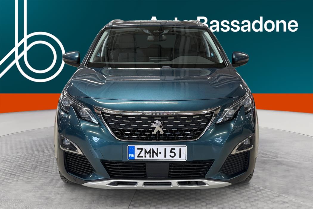 PEUGEOT 5008 2019