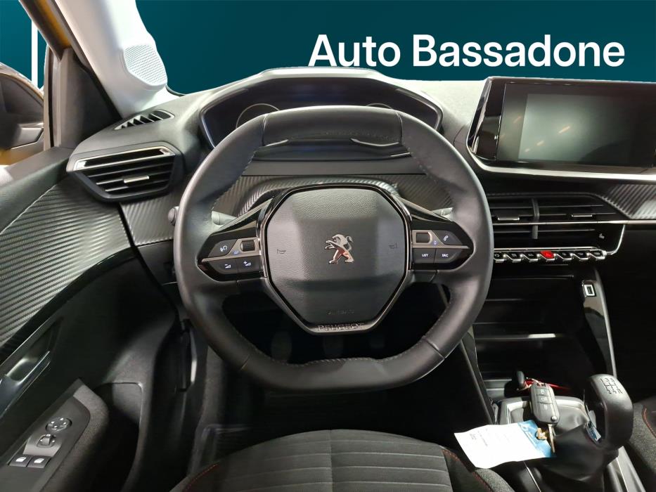 PEUGEOT 208 2022