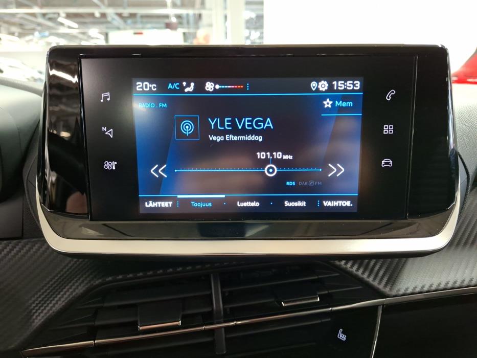 PEUGEOT 208 2022