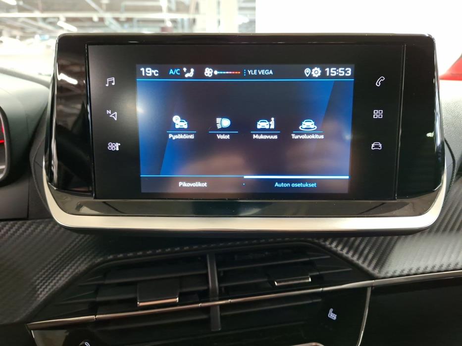 PEUGEOT 208 2022