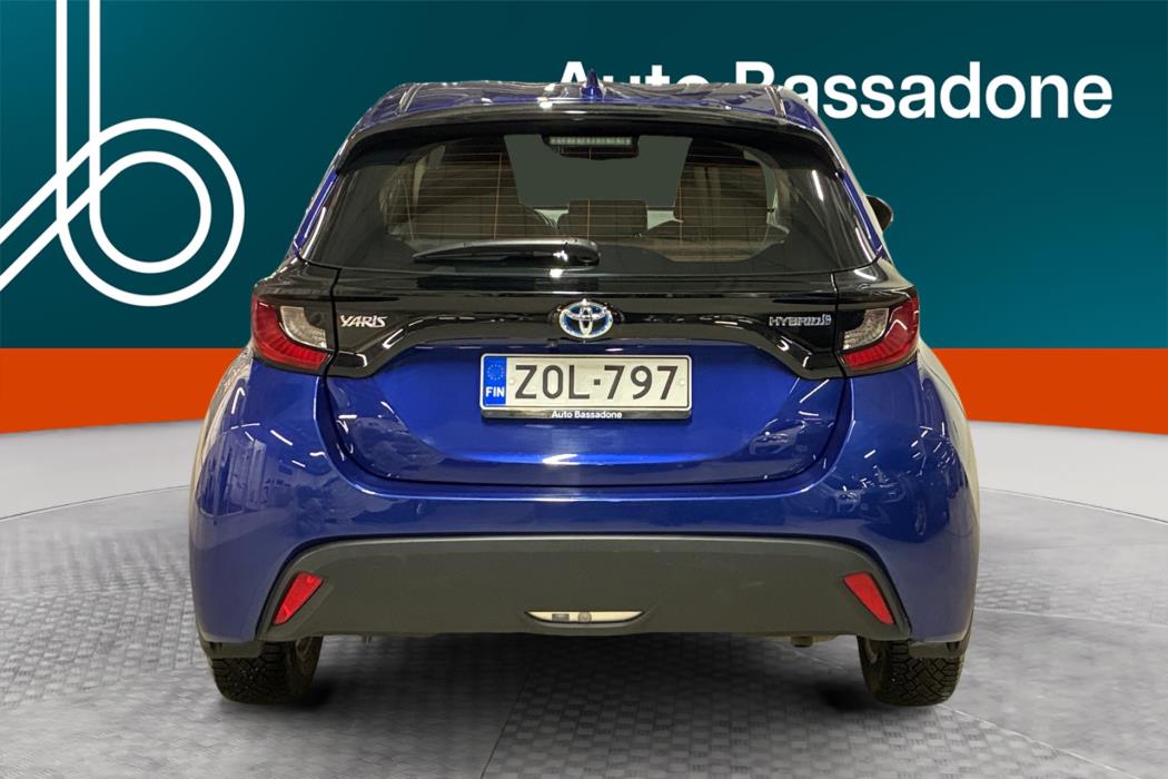 TOYOTA Yaris 2022