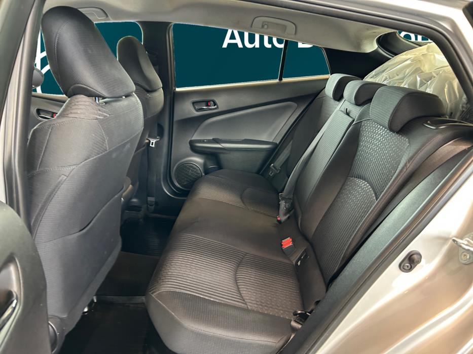 TOYOTA Prius 2017