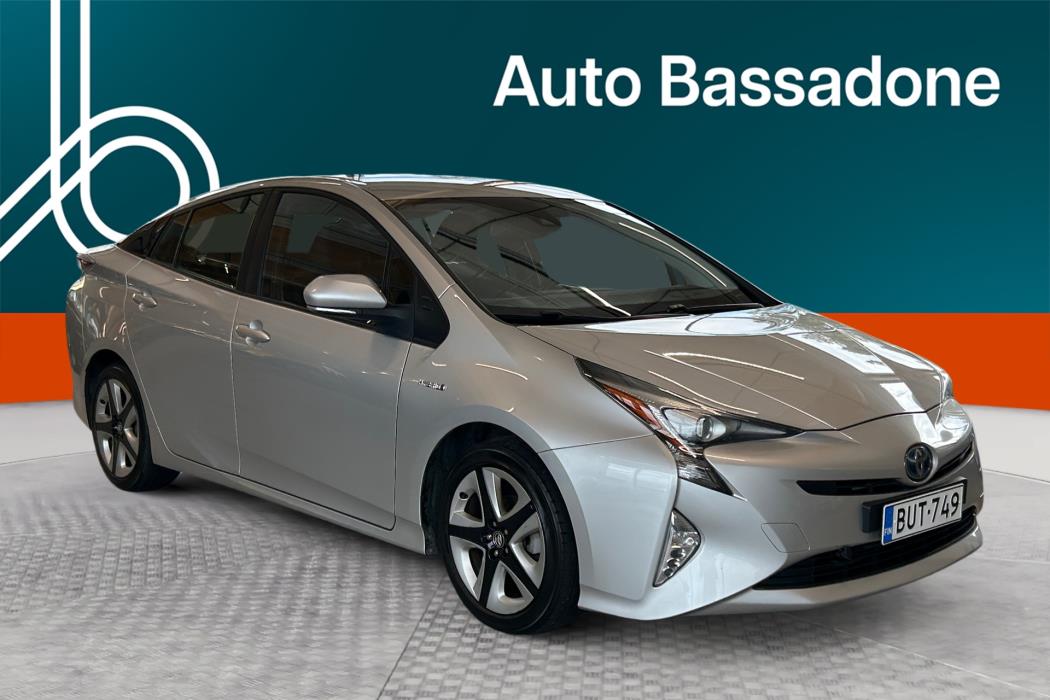 TOYOTA Prius 2017