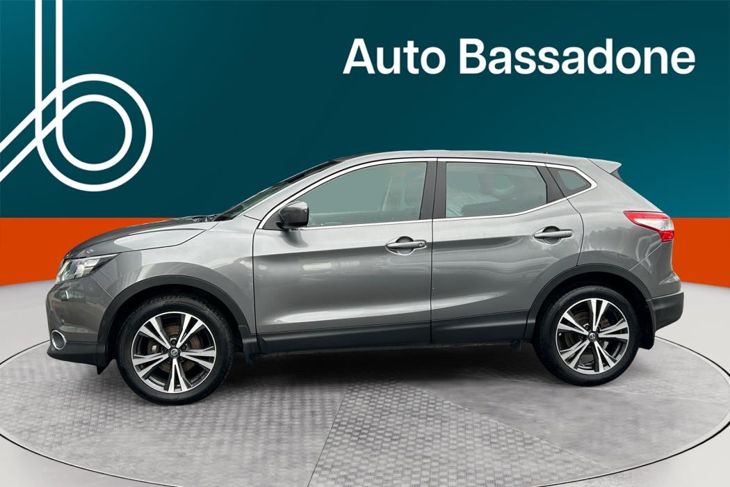 NISSAN Qashqai 2015