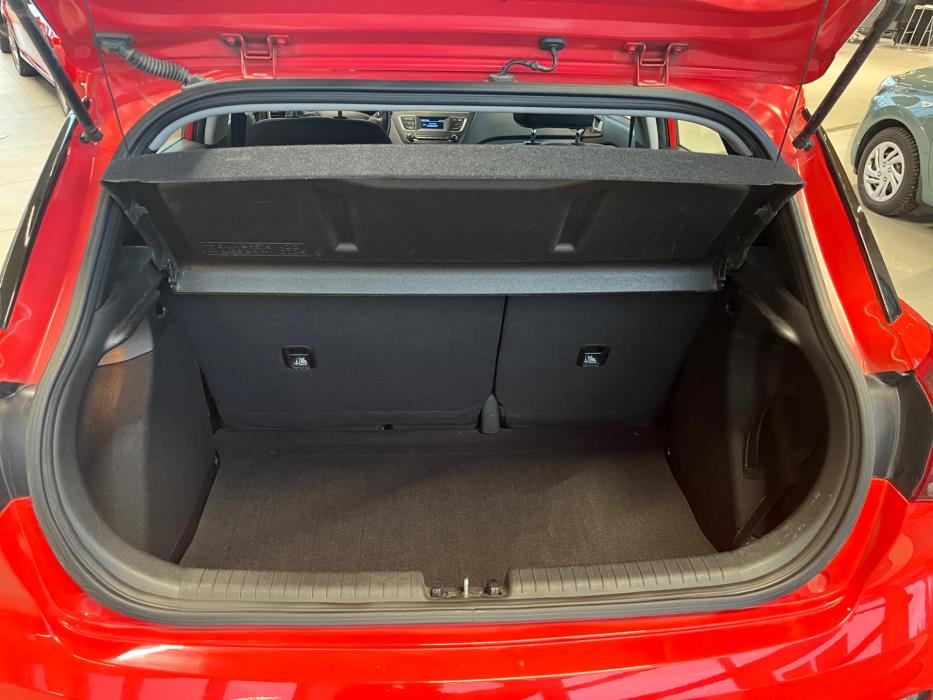 HYUNDAI i20 Hatchback 2019