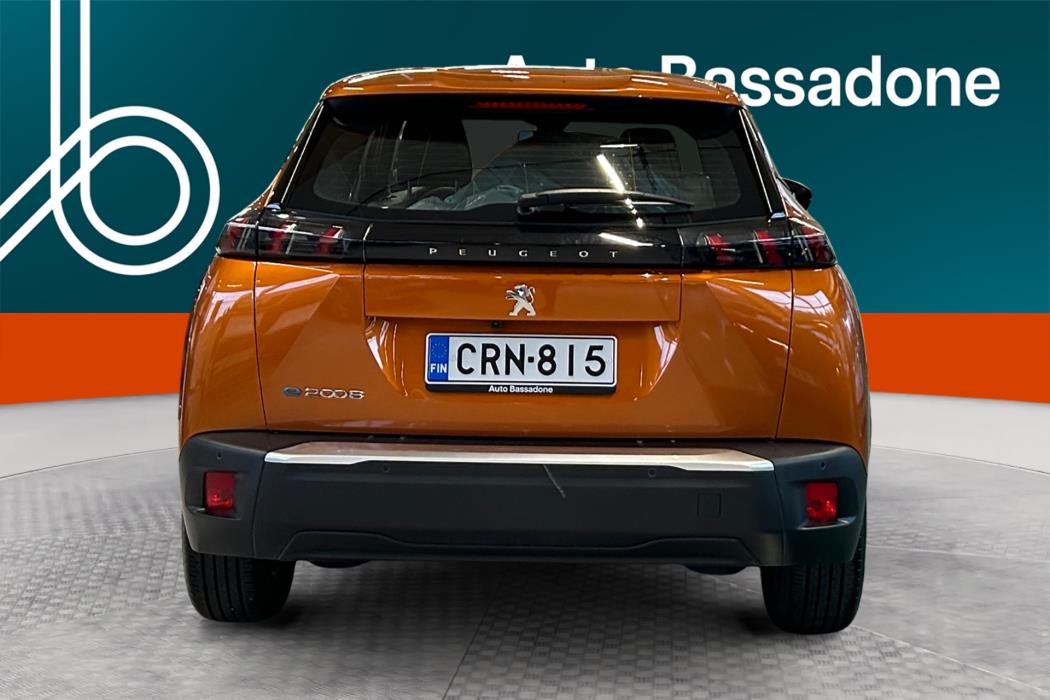 PEUGEOT e-2008 2023
