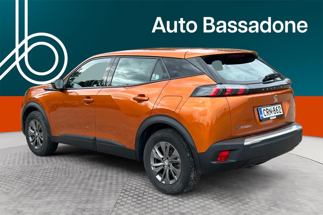 PEUGEOT e-2008 2023