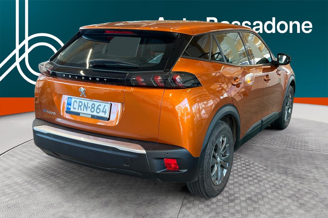 PEUGEOT e-2008 2023