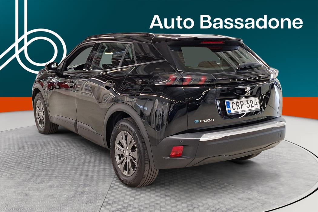 PEUGEOT e-2008 2023