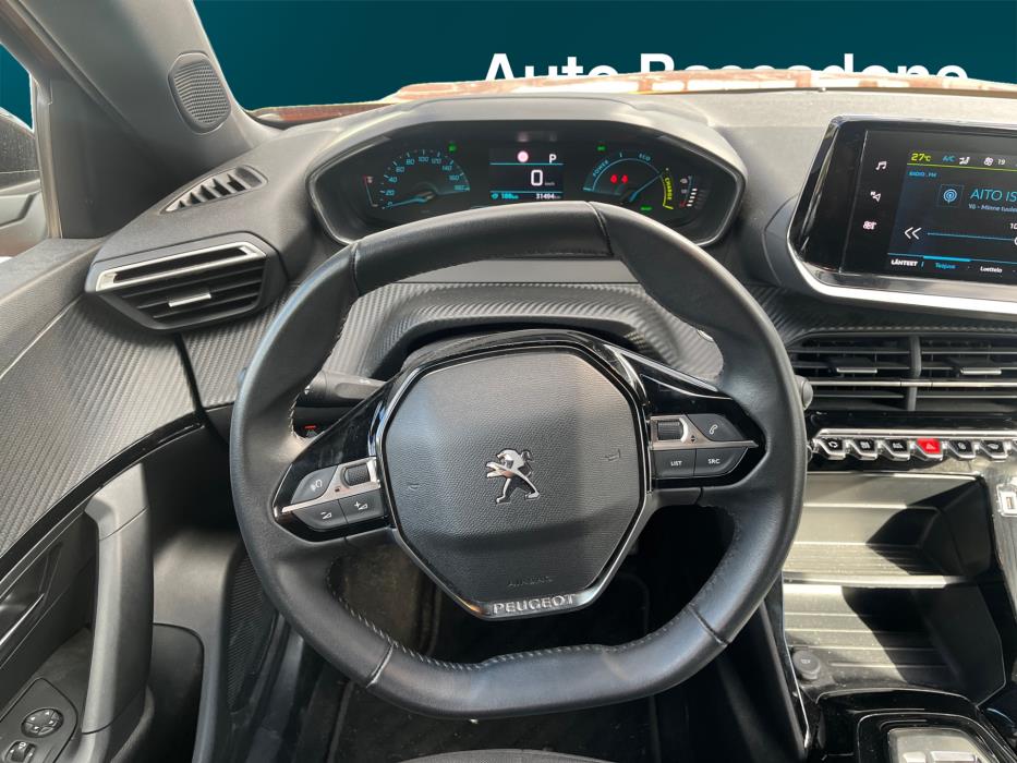 PEUGEOT e-2008 2023