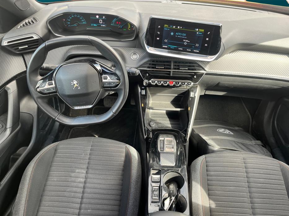 PEUGEOT e-2008 2023