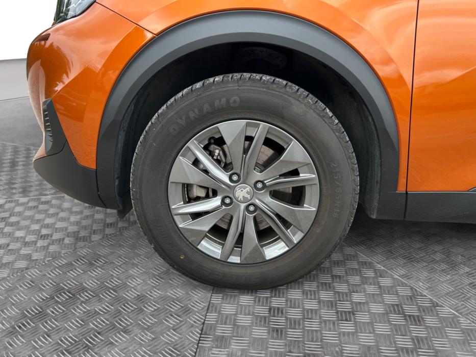 PEUGEOT e-2008 2023
